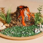 Sensoryczna makieta wulkan dla dzieci