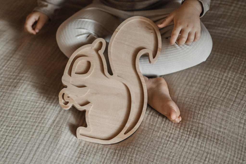 sensoryczna wiewiórka, senso wiewiórka, panel sensoryczny wiewiórka, wysypywanka wiewiórka, kolorowanka senesoryczna wiewiórka, pomoce sensoryczne, pomoce eudkacyjne, Drewniana wiewiórka wysypywanka sensoryczna Zabawka Montessori Panel sensoryczny dla dzieci Zabawy sensoryczne dla dzieci Rozwój motoryczny u dzieci Rozwój sensoryczny u dzieci Zabawy z ryżem i ziarnami dla dzieci Edukacyjna zabawka sensoryczna Zabawa sensoryczna dla dzieci Drewniana zabawka dla dzieci, drewniana wiewiórka , sensoryczna wysypywanka, pomoce do przedszkola , jesień w przedszkolu, sensoryczne zabawki dla dziecka, prezent na dzień dziecka, sensoryczne zabawki na prezent