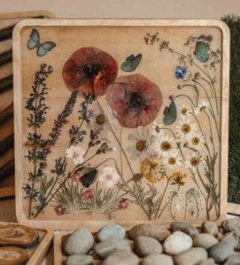 Panele sensoryczne kwiaty polne to naturalna ścieżka sensoryczna inspirowana polską łąką