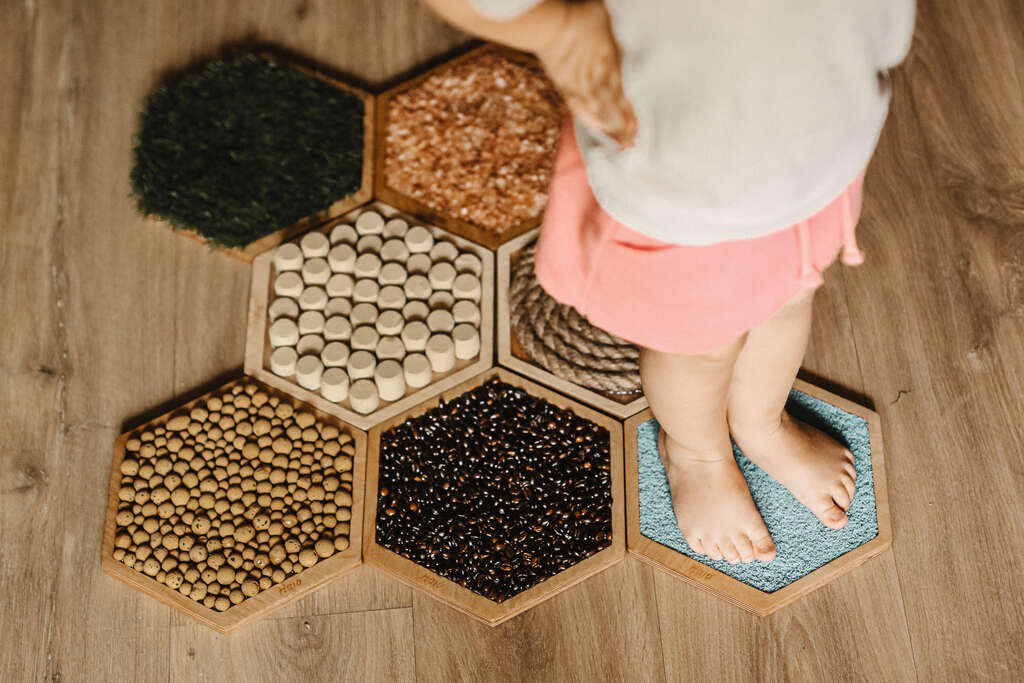 Blog o integracji sensorycznej dzieci i ścieżki sensoryczne firmy Hajo KIds