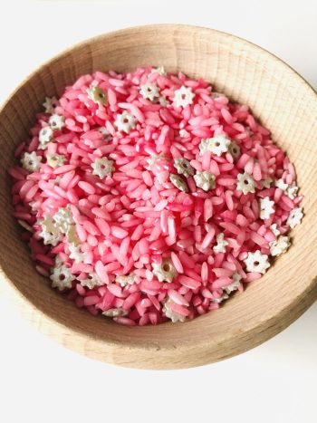 Rózowy ryż z gwiazdkami