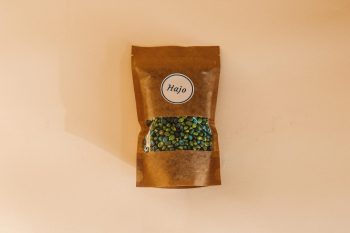 Metaliczna kukurydza barwiona