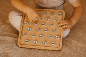 Panel sensoryczny nakrętki metalowe