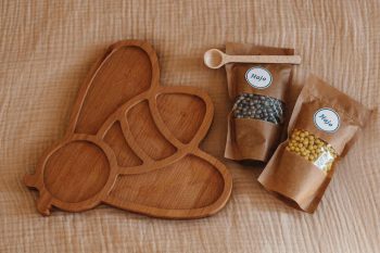 Sensoryczna wysypywanka pszczoła