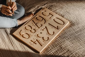 Drewniane cyfry dla dzieci 0-9 z strzałkami i cyferkami