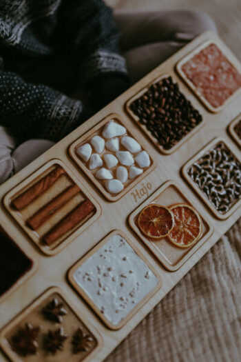 mini dyski sensoryczne zapachowe z deseczką – naturalne panele sensoryczne dla dzieci